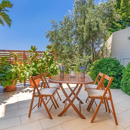 Rhodes City Couple'S Getaway , Modern Amenities & Sophisticated Style 아파트 외부 사진