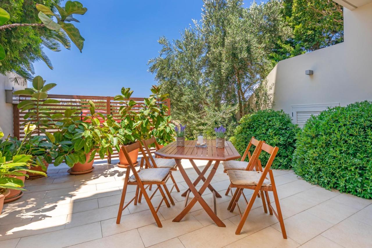 Rhodes City Couple'S Getaway , Modern Amenities & Sophisticated Style 아파트 외부 사진